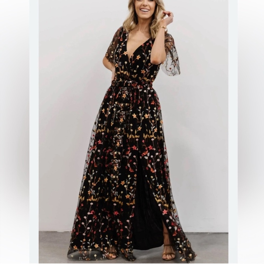 Baltic Born Marseille Embossed Maxi Dress
Black Multi Floral Small